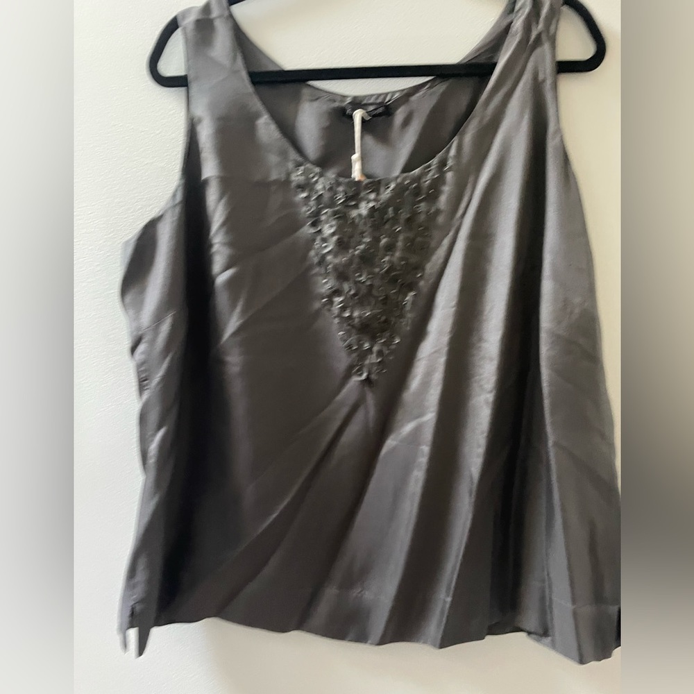 ElileenFisher 2X grey silk Tank Top w appliqué o/p 65 never worn n/t